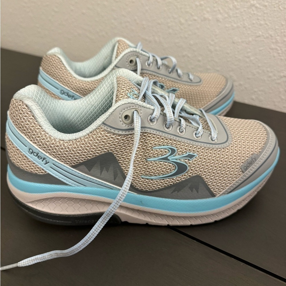 Gravity Defyer GDEFY Mighty Walk Comfort Fitness Walking Shoes Women's Size 9
